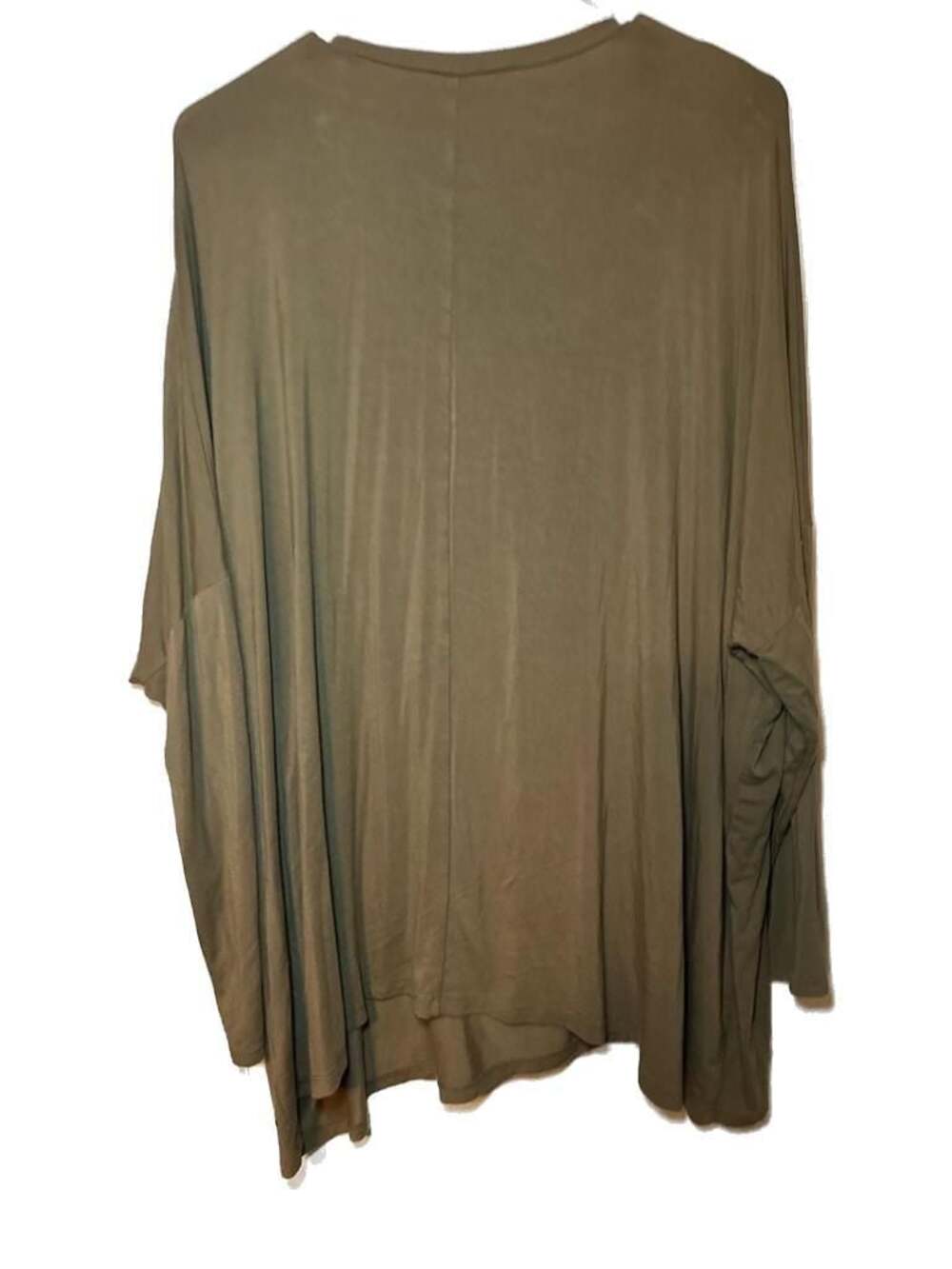 Zenana Oversized Long Sleeve Pocket Tee in Olive - Picture 3 of 3